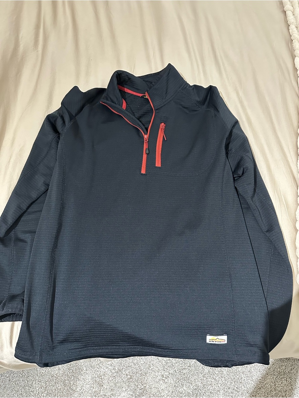 Or is Men's Black Quarter-Zip Pullover with Red Trim